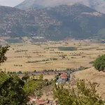 Hondos Classic & Ξενοδοχείο Νεστάνη