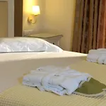 Hondos Classic & Ξενοδοχείο 4*
