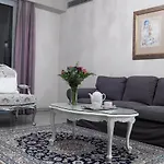 Hondos Classic & Νεστάνη
