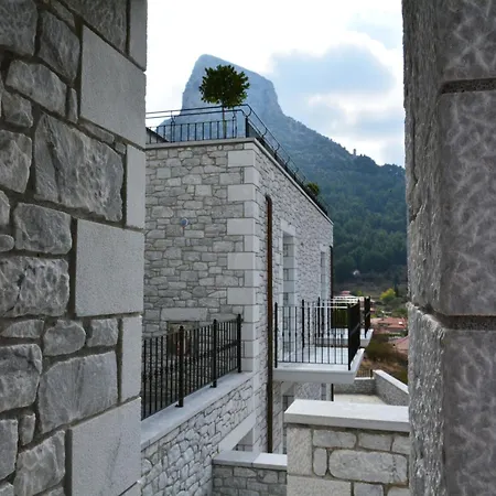 Hondos Classic & Hotel Nestani