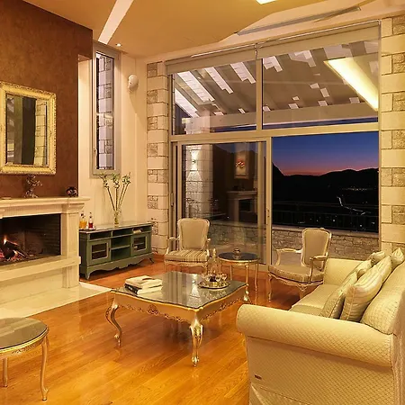 Hotel Hondos Classic & Nestani