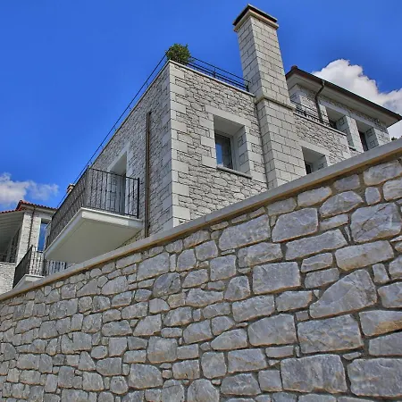 Hondos Classic & Hotel