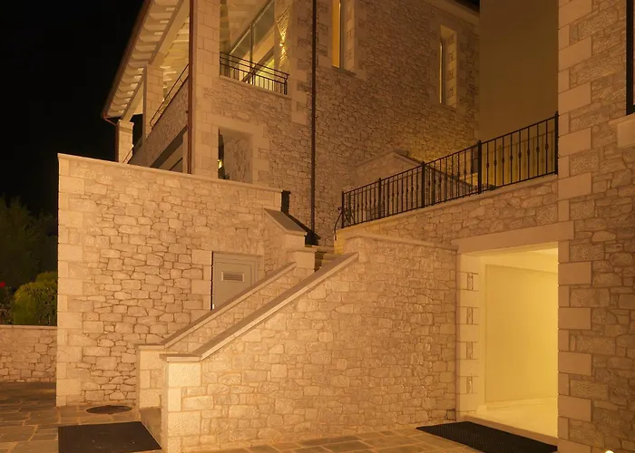 Hondos Classic & 4* Νεστάνη