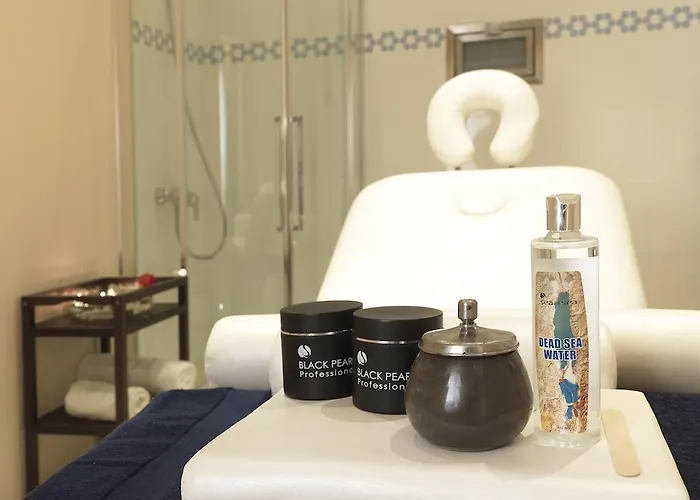 מלון Hondos Classic &