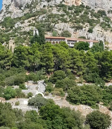 Hondos Classic & Νεστάνη