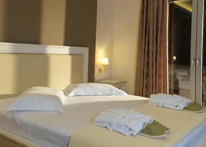 Hondos Classic & Hotel 4*