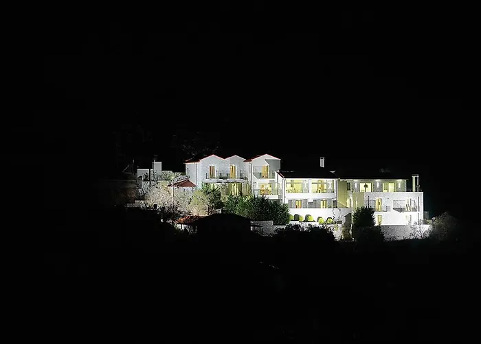 Hotel Hondos Classic & 4*