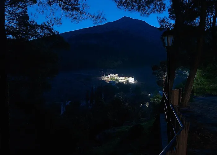 Hondos Classic & 4* Νεστάνη