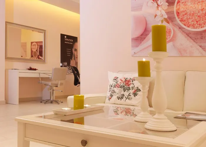 מלון Hondos Classic &